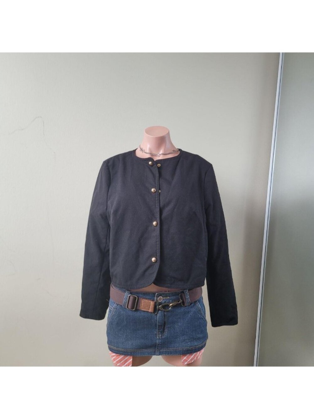 H&amp;M Structured Gold Button Cropped Officewear Party Jacket (L)